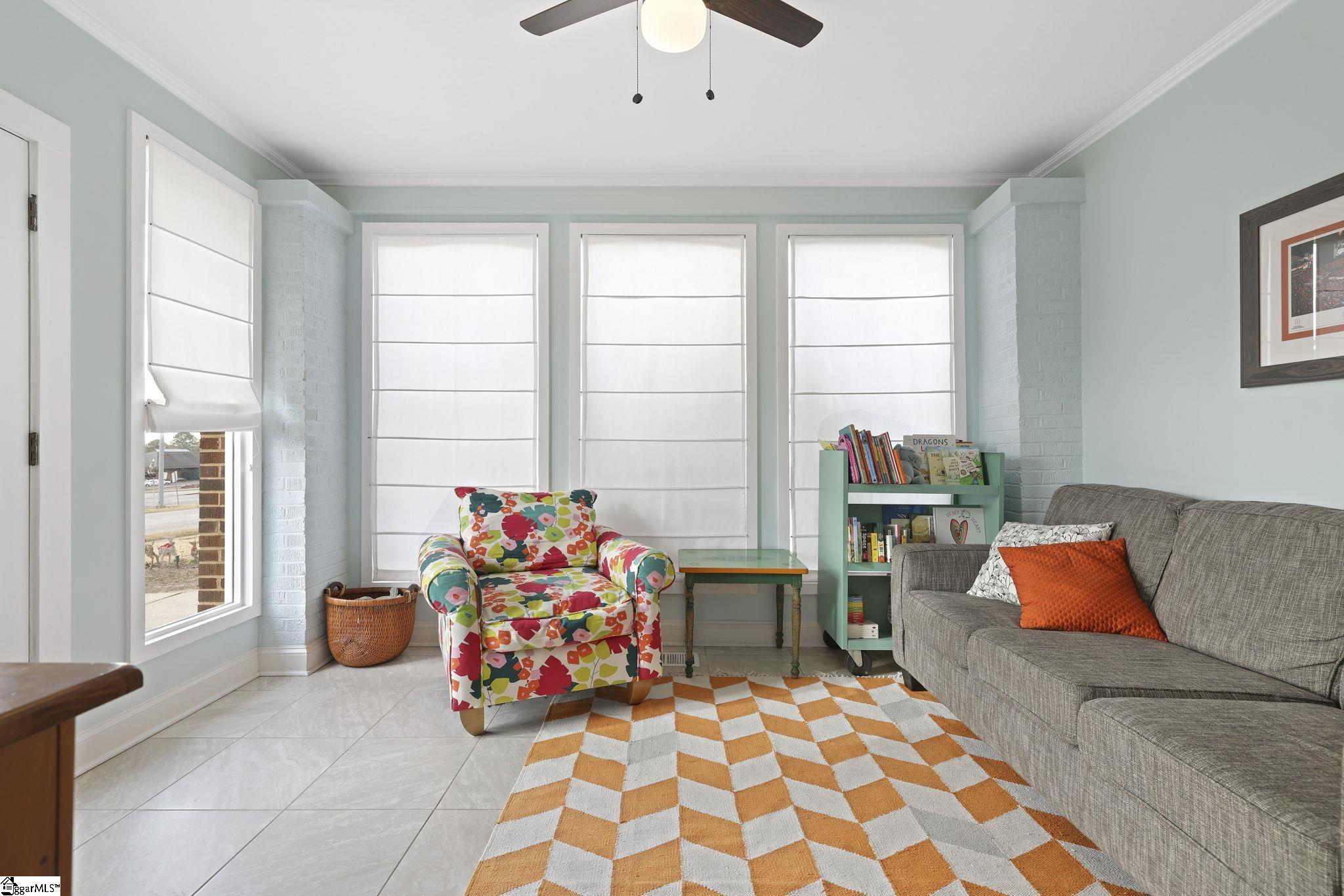 513 Northeast Main Street Easley, SC 29640 - Photo 3 of 38