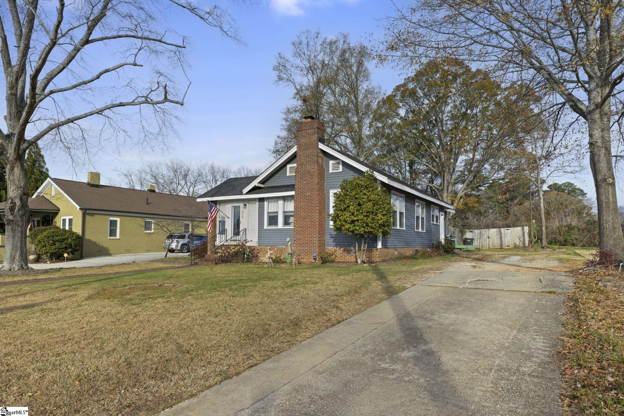 513 Northeast Main Street Easley, SC 29640 - Photo 33 of 38