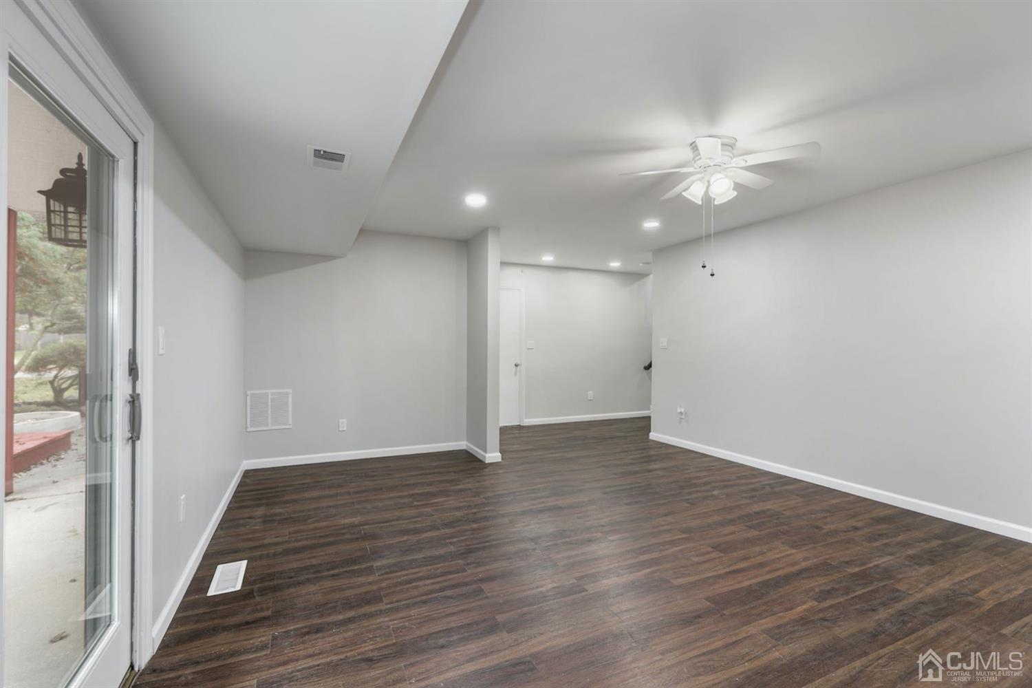 4 Buck Road East Brunswick, NJ 08816 - Photo 26 of 31 Gallery Image 26