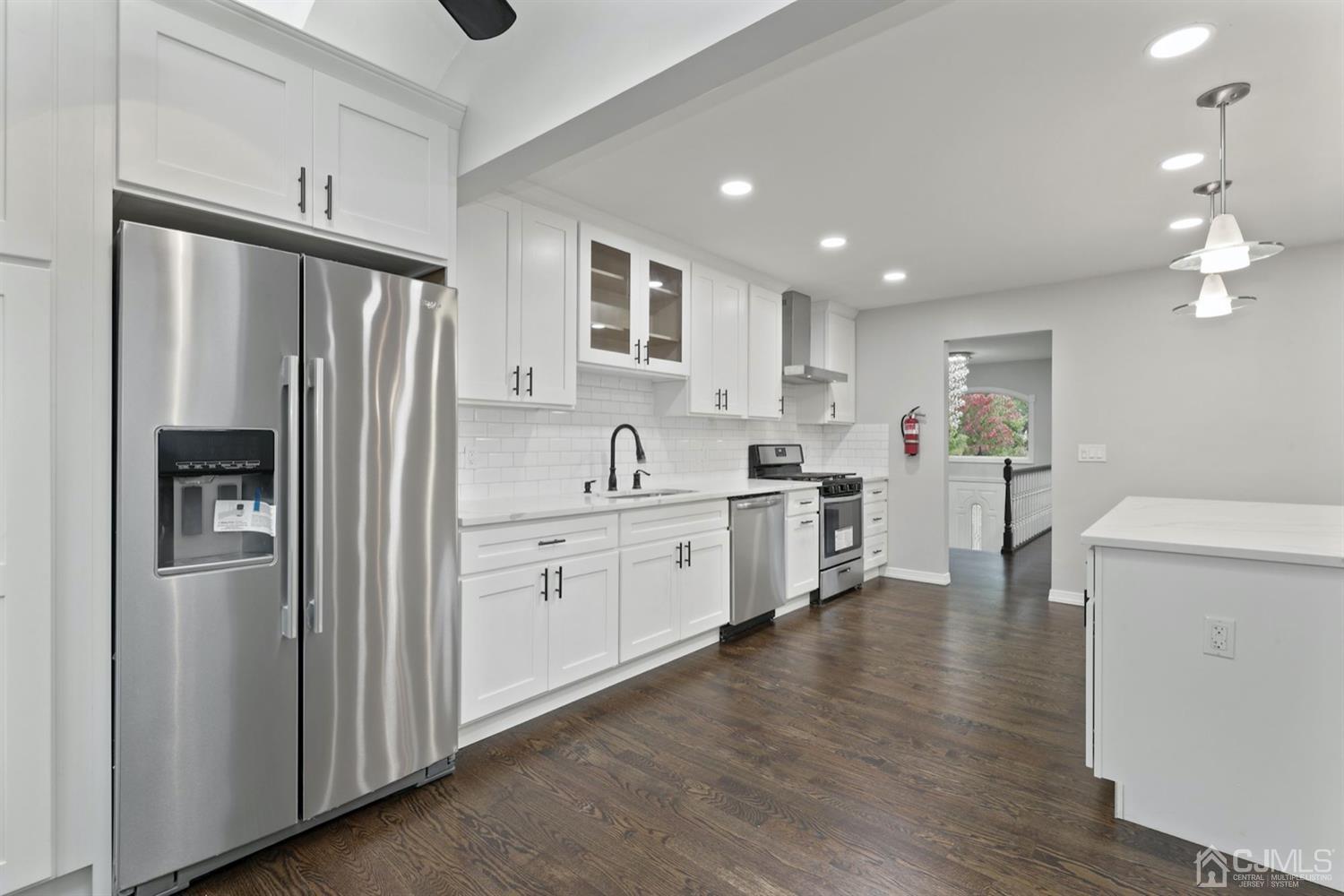 4 Buck Road East Brunswick, NJ 08816 - Photo 4 of 31 Gallery Image 4