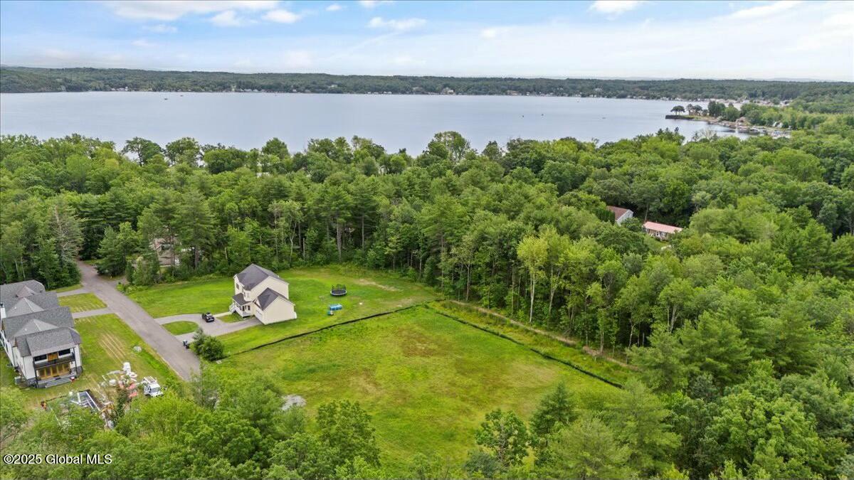 24 Locust Road Malta, NY 12020 - Photo 4 of 20 tempImageJfsiFI