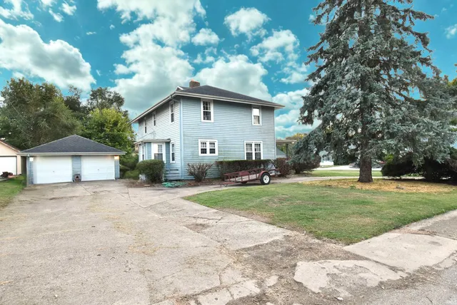 $215,000 | 201 South Grant Avenue, Fowler, IN 47944