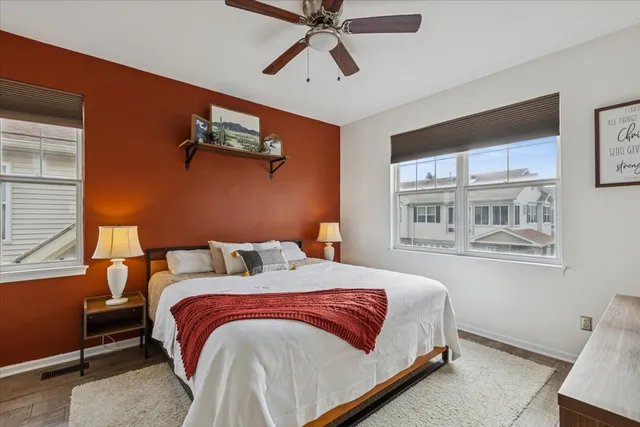 $260,000 | 420 Chesterfield Court, Unit 420, Oswego, IL 60543