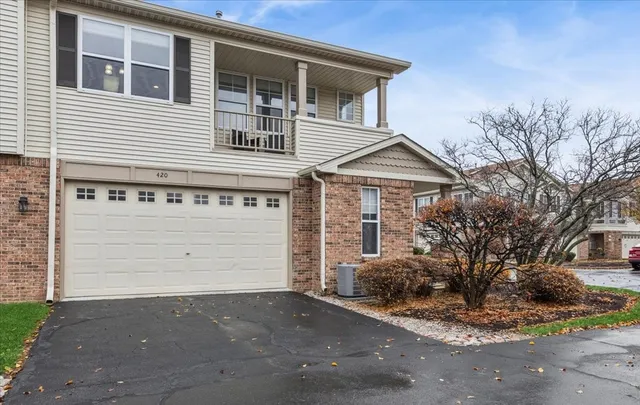 $260,000 | 420 Chesterfield Court, Unit 420, Oswego, IL 60543