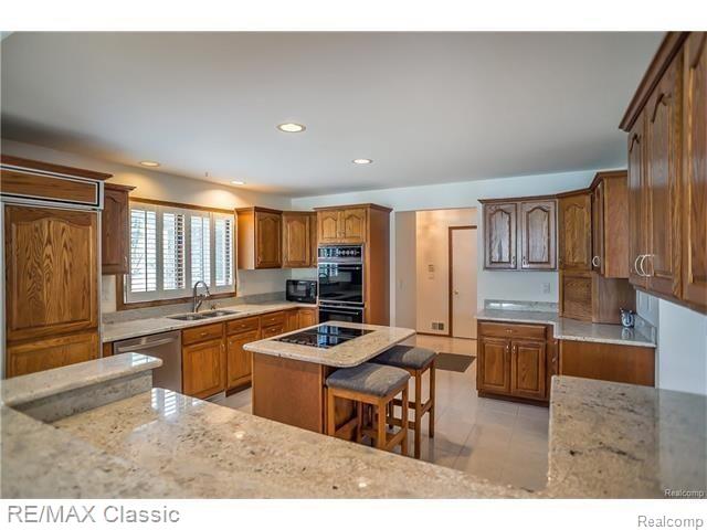 11635 Larkins Road Brighton, MI 48114 - Photo 3 of 12 Best kitchen.jpg