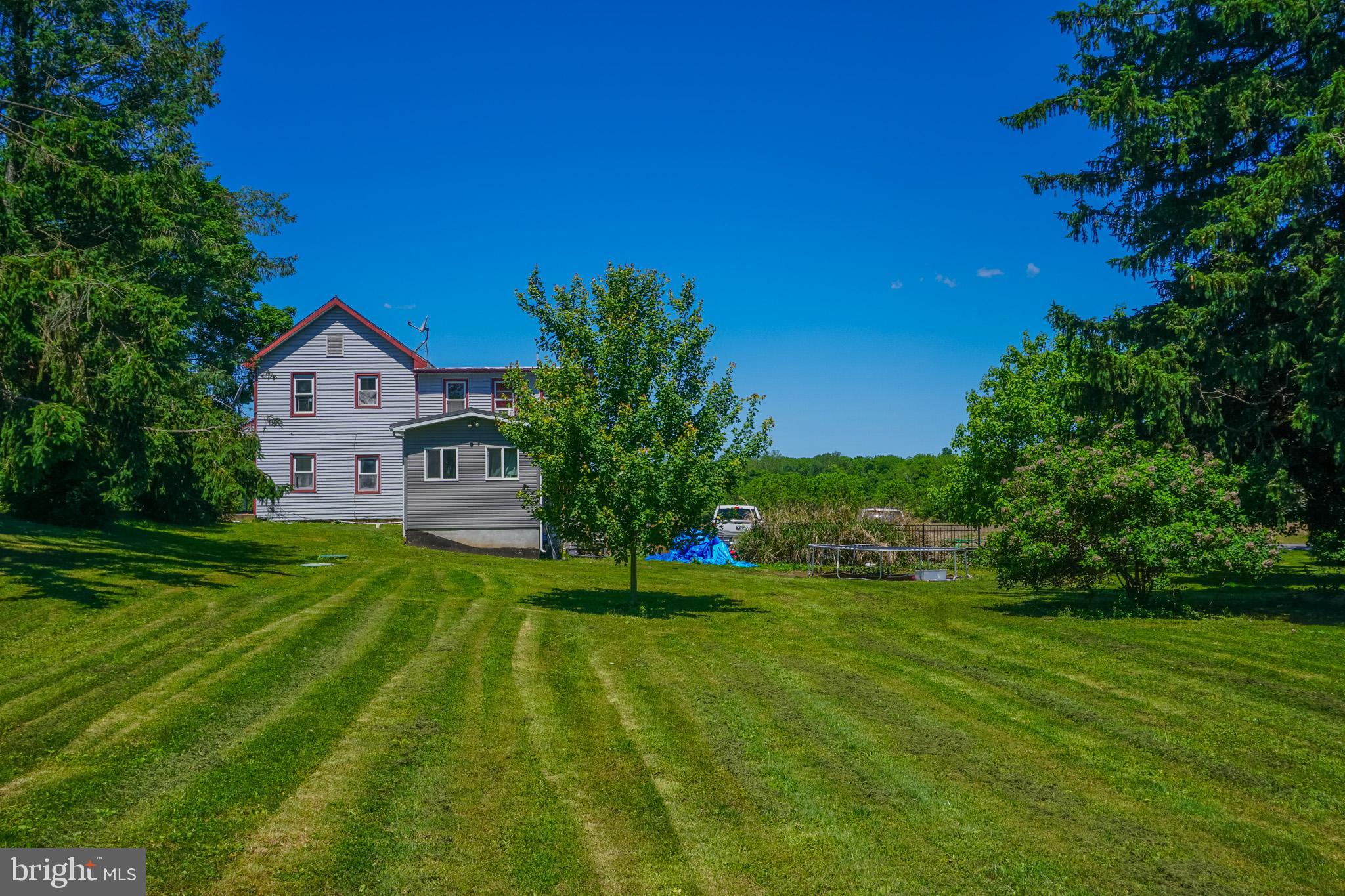 1303 Sunnyside Road Spring Grove, PA 17362 - Photo 3 of 14