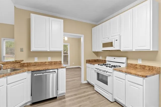 $359,900 | 4575 Secret Cove Court Northeast, Sugar Hill, GA 30518