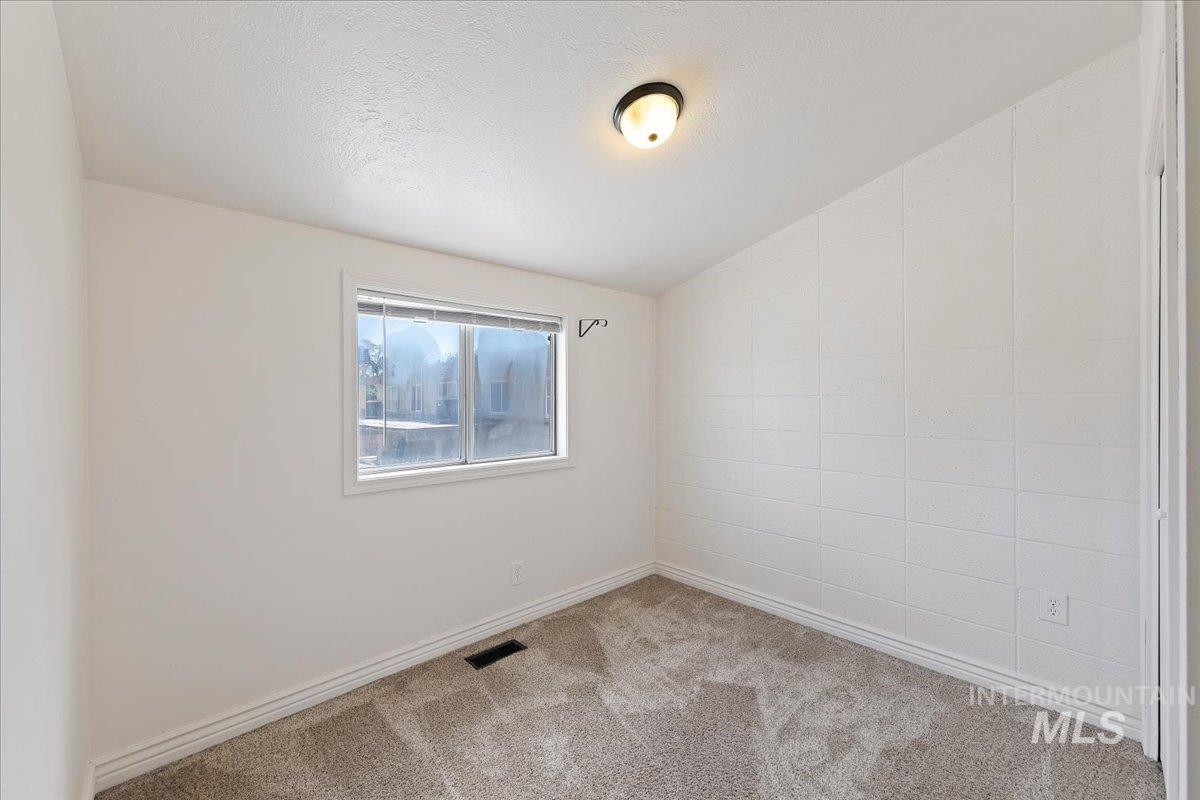 714 8th Street Northwest Meridian, ID 83642 - Photo 19 of 21