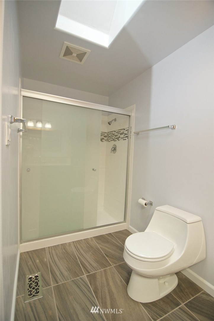 23422 Locust Way Bothell, WA 98021 - Photo 6 of 20