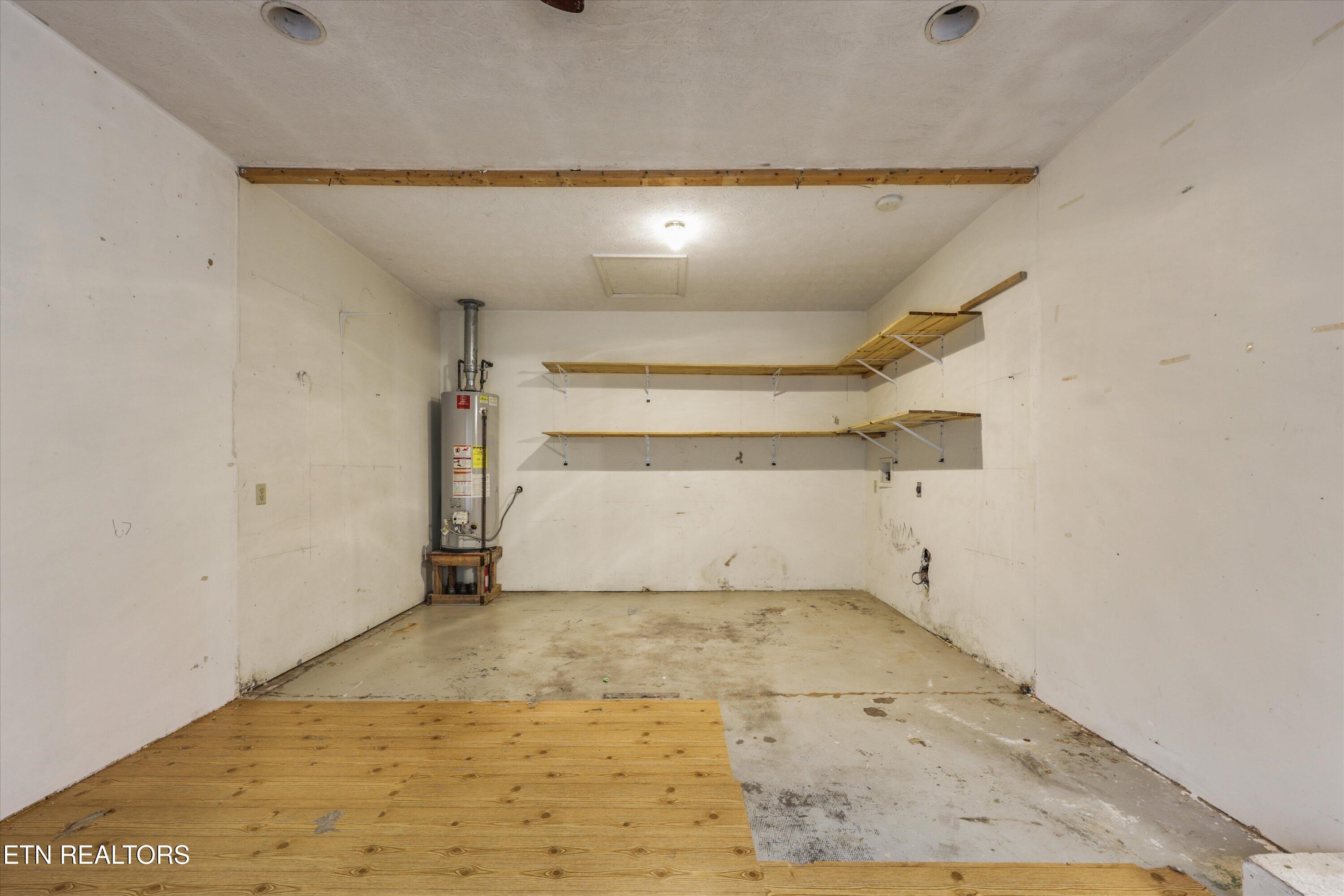 8002 Hill Road Knoxville, TN 37938 - Photo 28 of 38 Unfinished bonus room ORIGINAL PHOTO