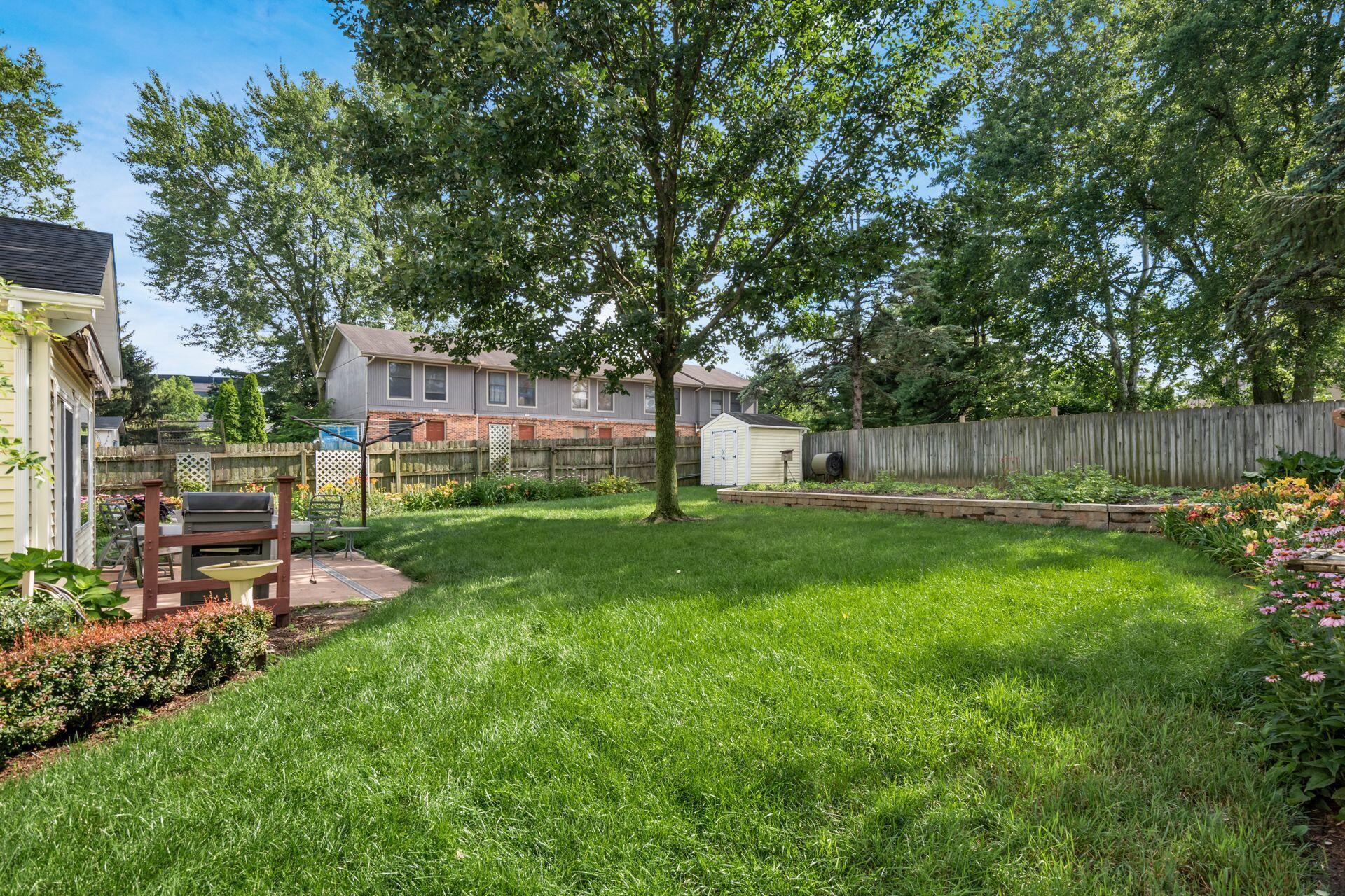 6945 Cooper Road Columbus, OH 43231 - Photo 34 of 48 031_4e61d58f_g cooper rd-05-2