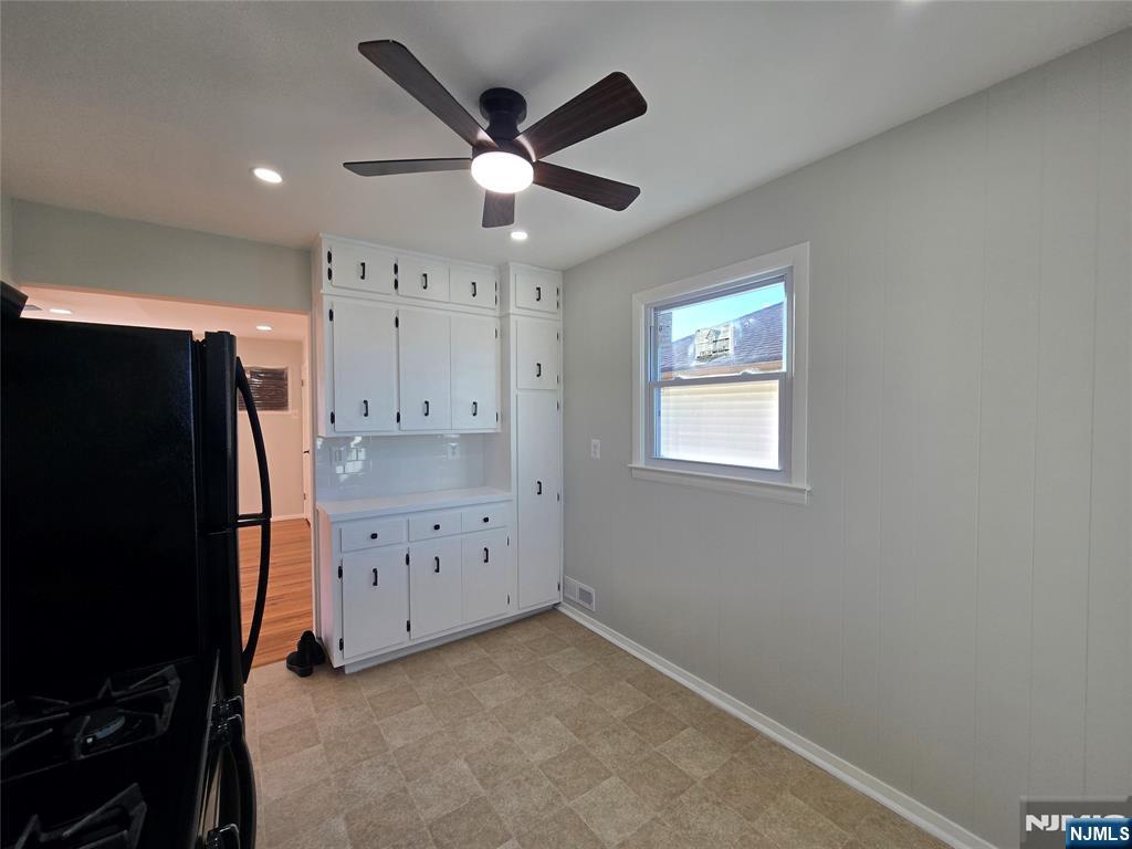 691 9th Street, Unit 2 Secaucus, NJ 07094 - Photo 7 of 16 workspace with window