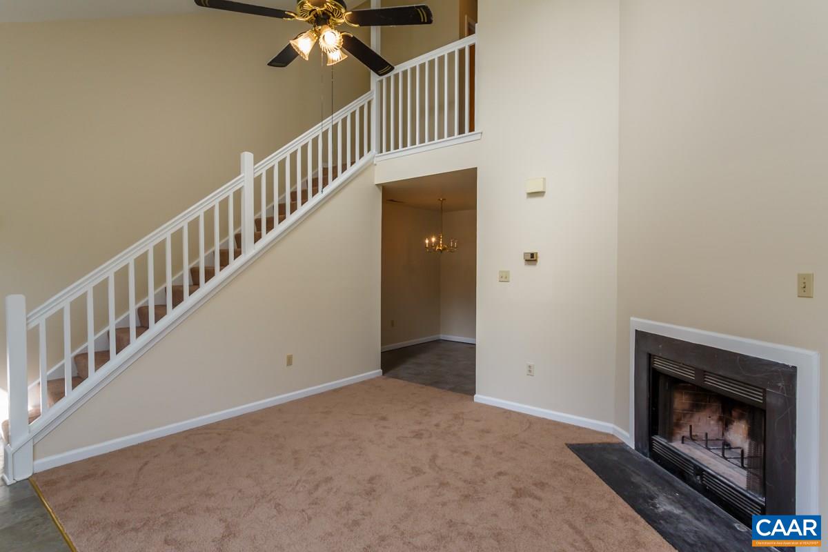 412 Riverside Avenue Charlottesville, VA 22902 - Photo 4 of 32 Gallery Image 4