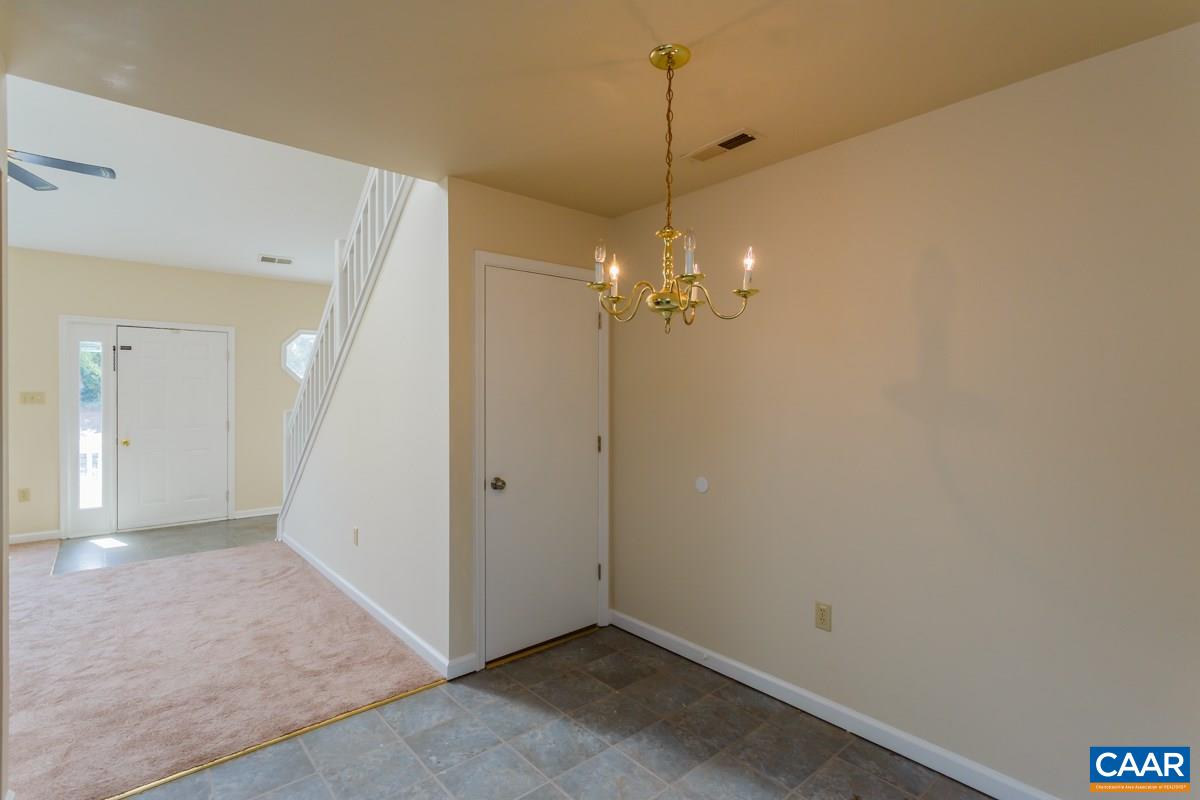 412 Riverside Avenue Charlottesville, VA 22902 - Photo 7 of 32 Gallery Image 7