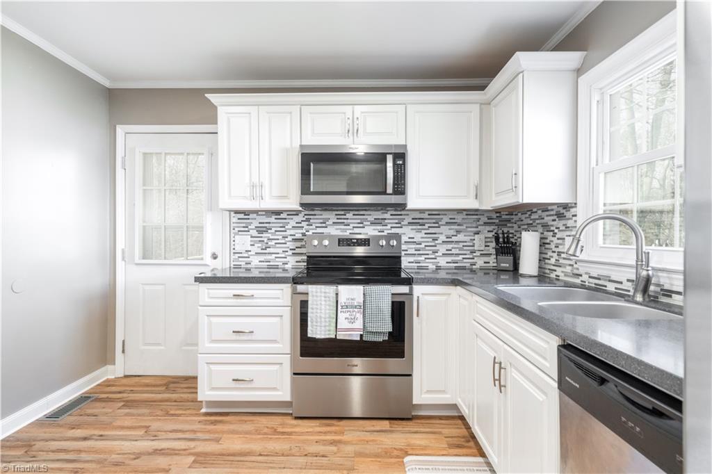 1058 Cresthaven Road Lewisville, NC 27023 - Photo 14 of 39 Gallery Image 14