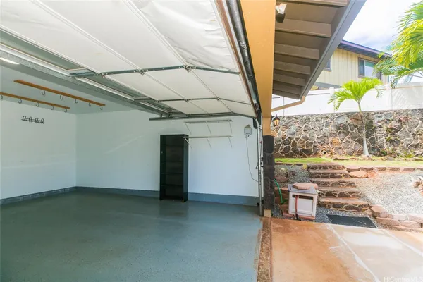 $4,500 | 92-1377 Punawainui Street, Kapolei, HI 96707