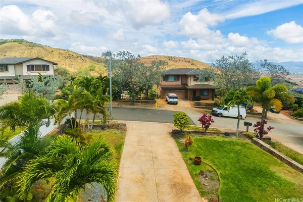 $4,500 | 92-1377 Punawainui Street, Kapolei, HI 96707