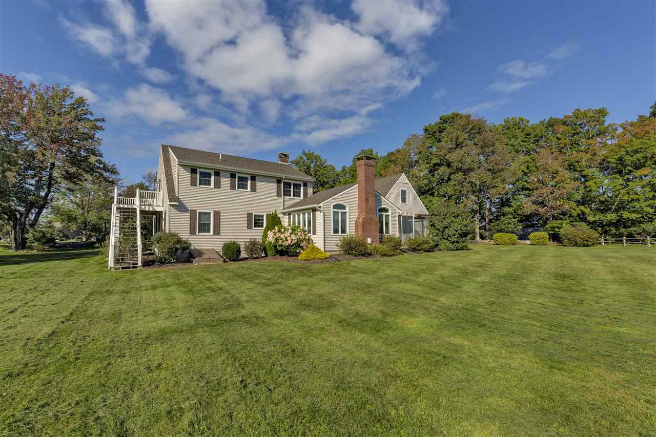 87 County Road New London, NH 03257 - Photo 3 of 37