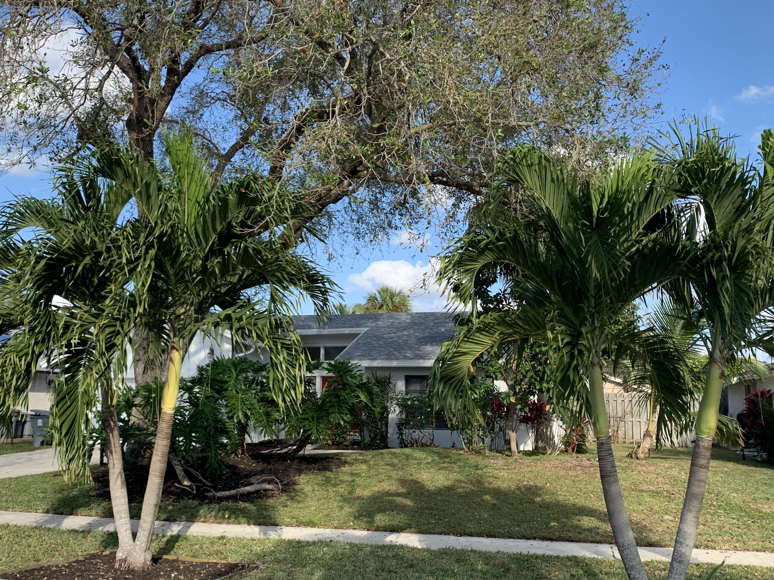 21550 Cavandish Road Boca Raton, FL 33433 - Photo 2 of 20 Great Curb Appeal