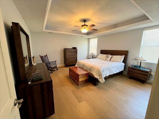 1224 Harvard Lane Allen, TX 75002 - Photo 6 of 26 Spacious Bedroom on 1st floor with on-suite