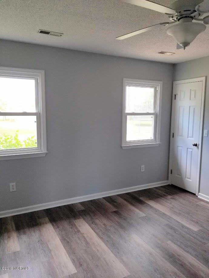 159 Kingsbridge Road Hubert, NC 28539 - Photo 24 of 47 k32