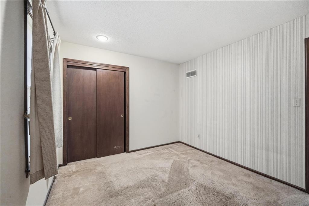 8100 Hauser Street Lenexa, KS 66215 - Photo 24 of 40