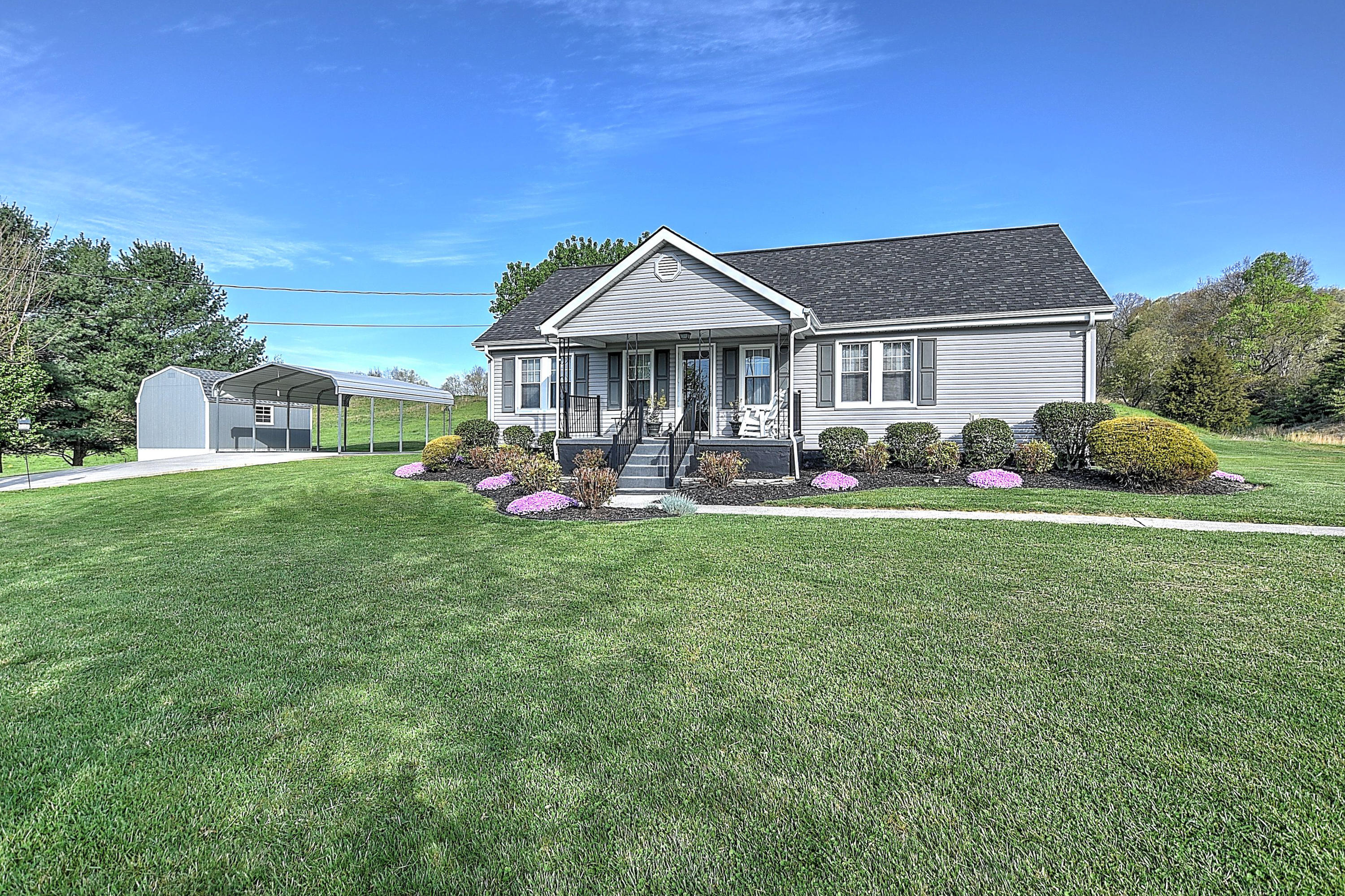 1555 Whitehouse Road Greeneville, TN 37745 - Photo 1 of 57 1555 Whithouse Rd