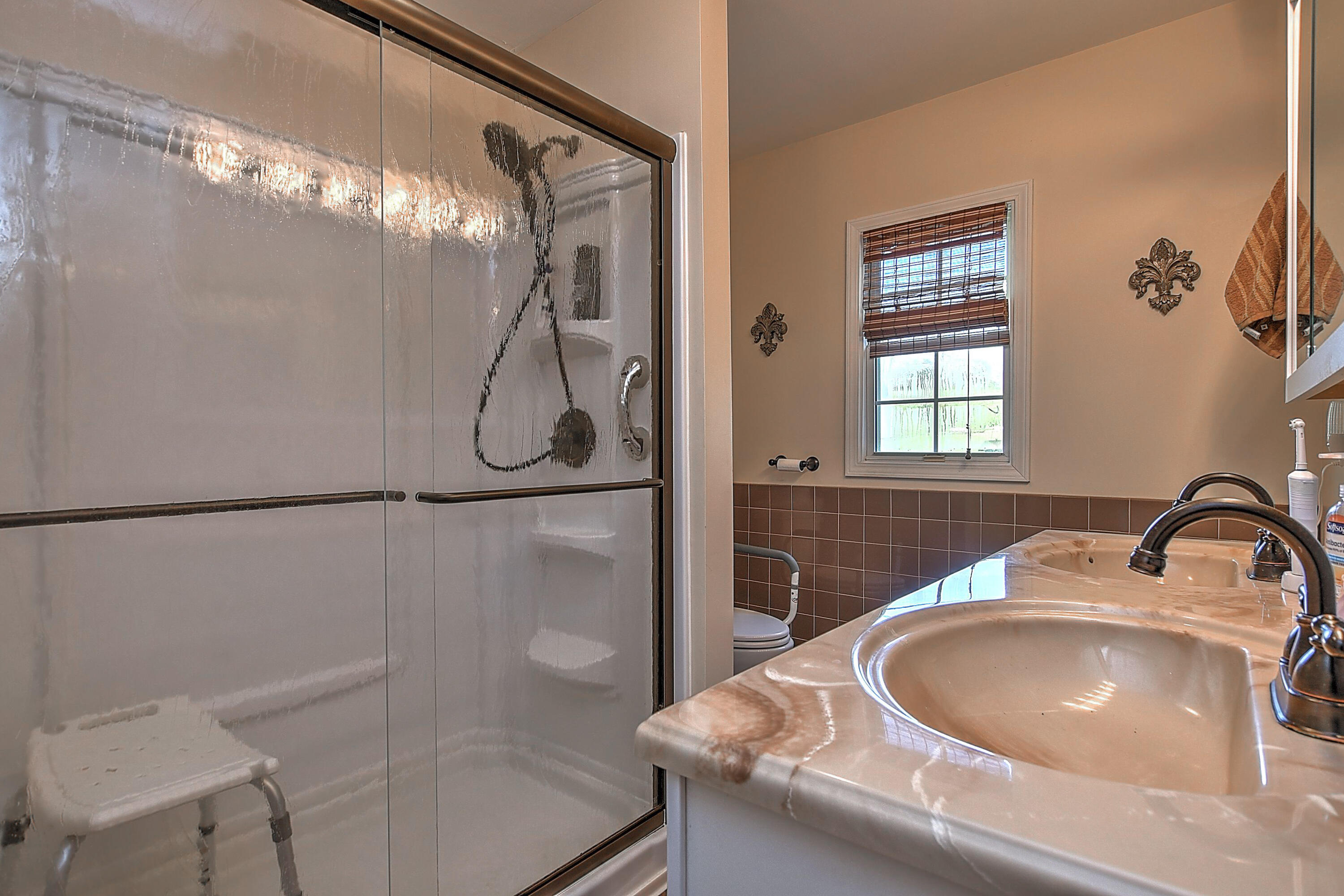 1555 Whitehouse Road Greeneville, TN 37745 - Photo 18 of 57 1555 Whithouse Rd-19