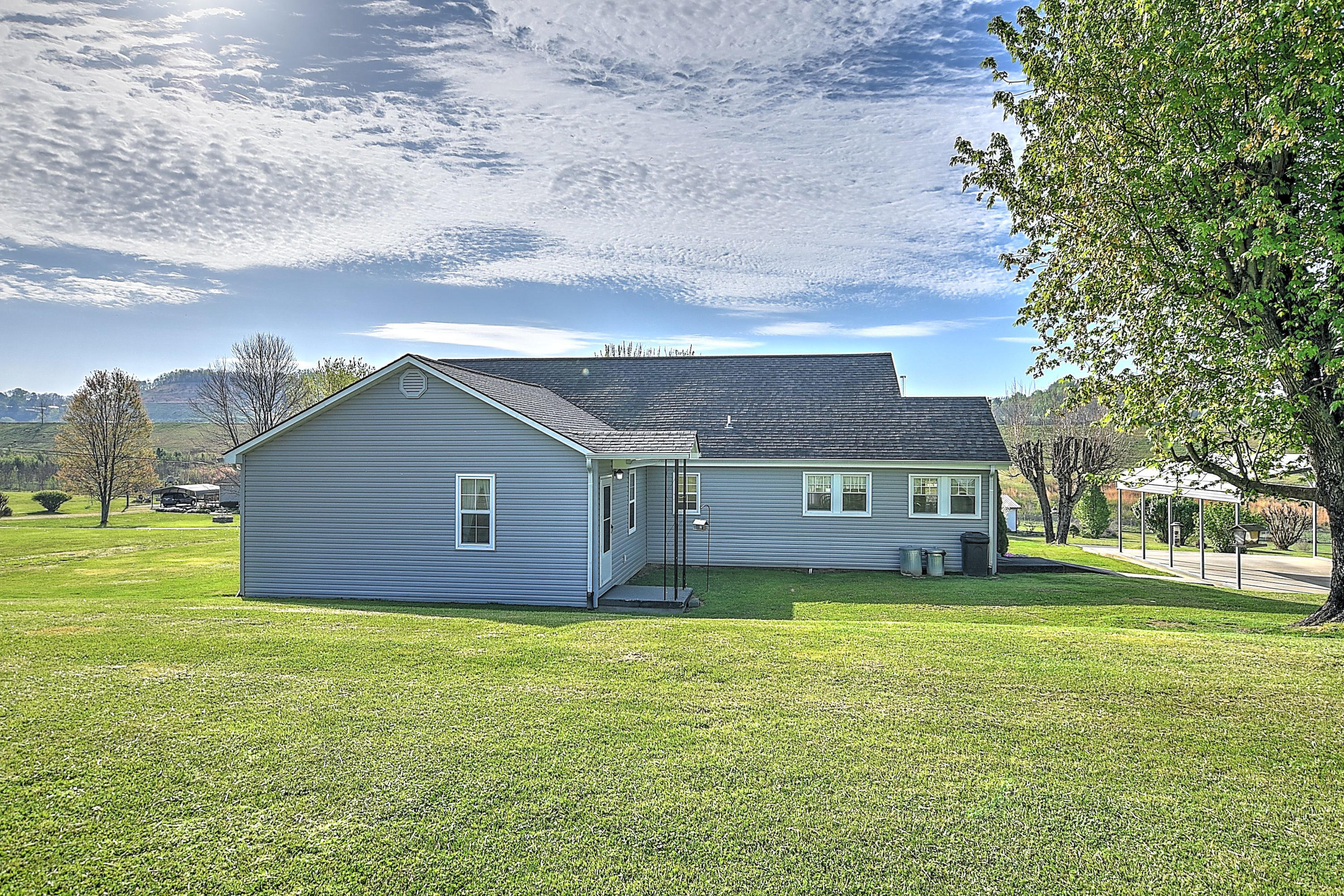 1555 Whitehouse Road Greeneville, TN 37745 - Photo 34 of 57 1555 Whithouse Rd-35