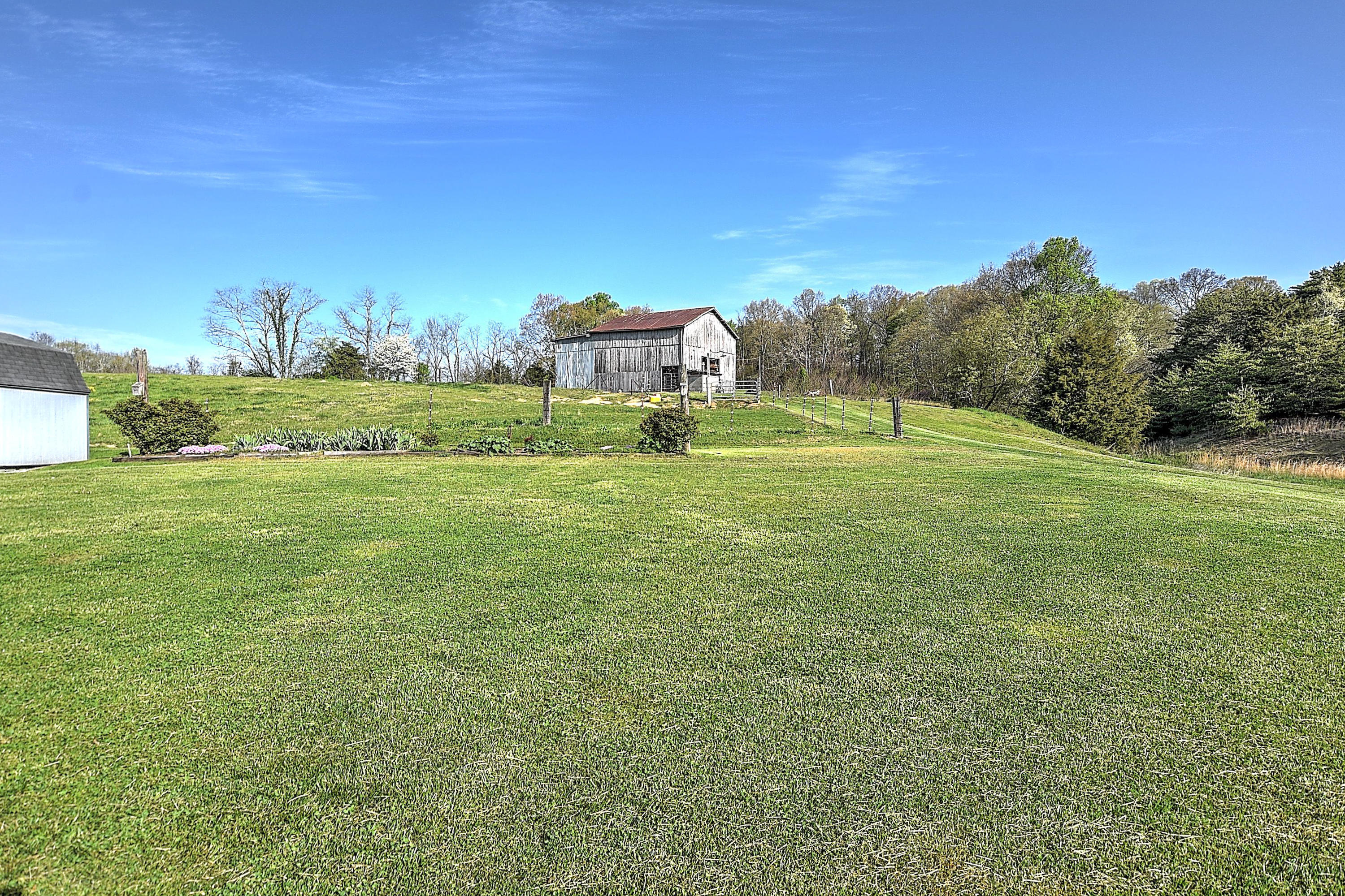 1555 Whitehouse Road Greeneville, TN 37745 - Photo 36 of 57 1555 Whithouse Rd-37