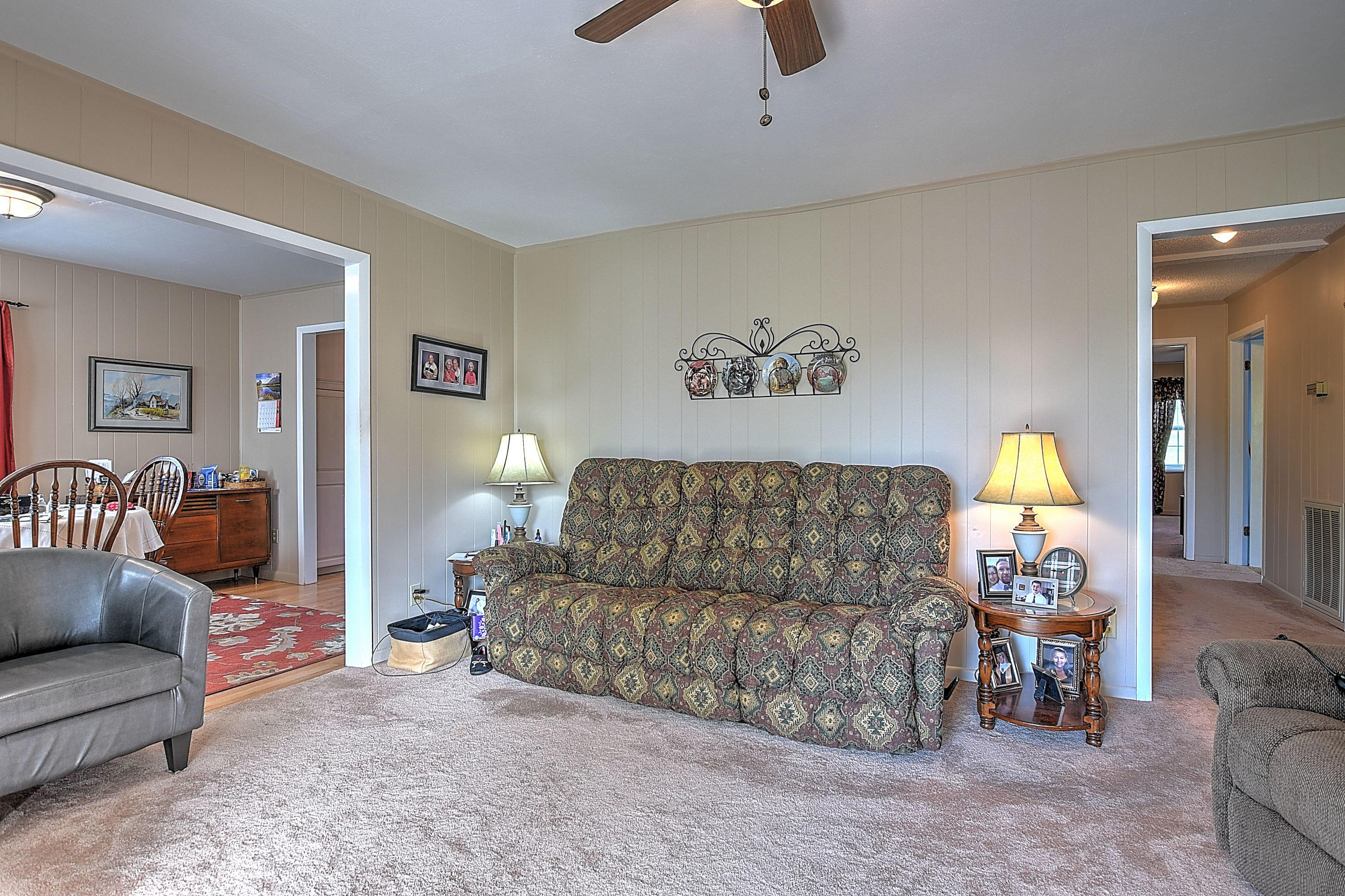 1555 Whitehouse Road Greeneville, TN 37745 - Photo 5 of 57 1555 Whithouse Rd-6