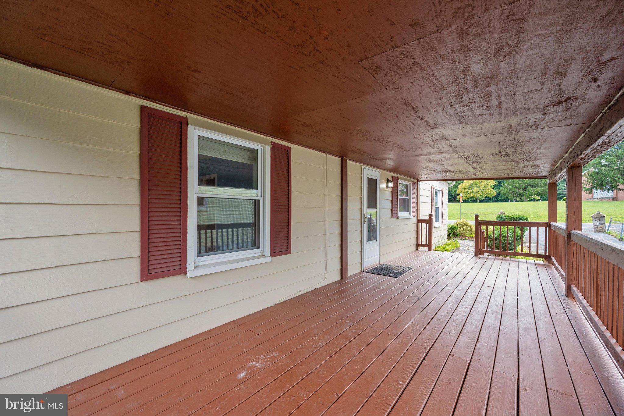 8995 Hamburg Road Frederick, MD 21702 - Photo 53 of 67 Covered porch