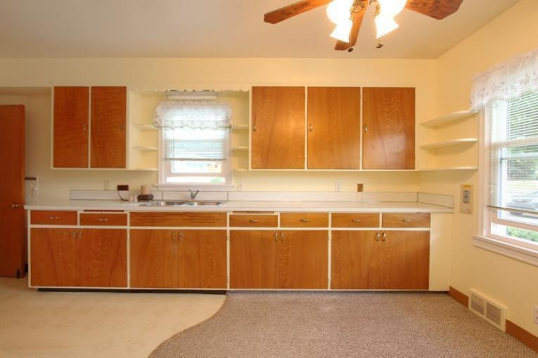 2103 Breton Road Southeast Grand Rapids, MI 49506 - Photo 8 of 24 Additional Photo