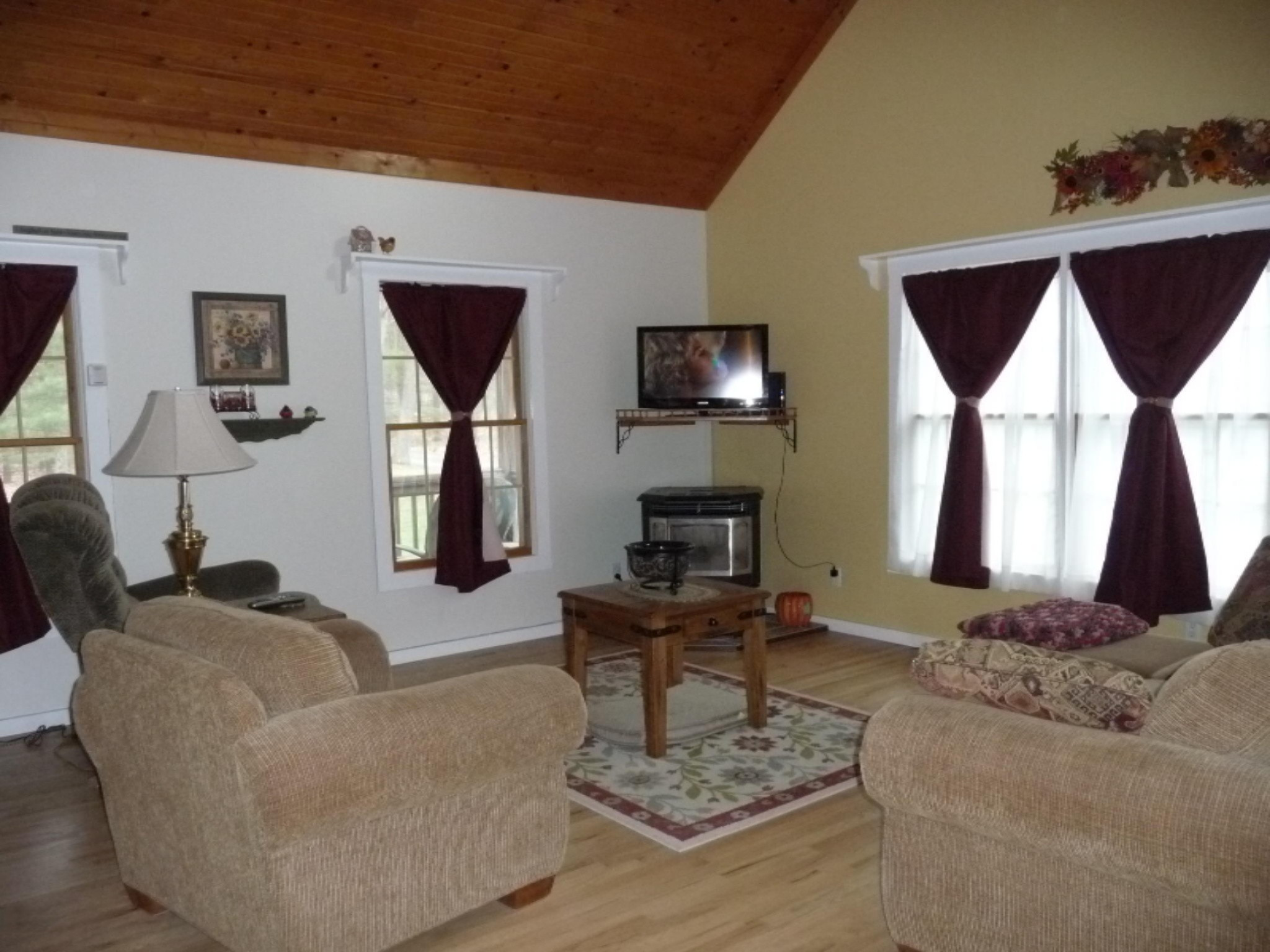 4221 White Road Muskegon, MI 49442 - Photo 6 of 31 P1050606