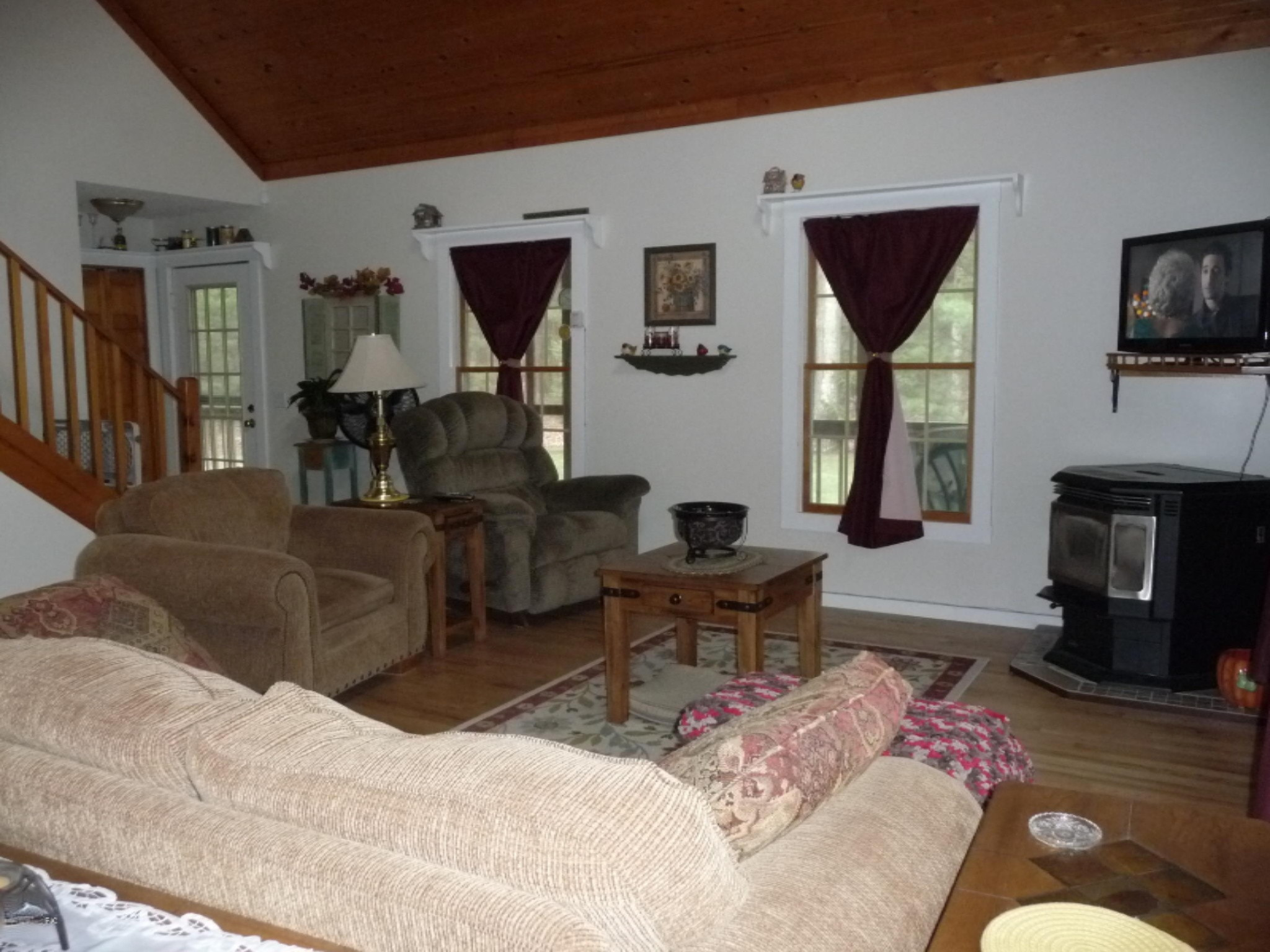 4221 White Road Muskegon, MI 49442 - Photo 7 of 31 P1050605