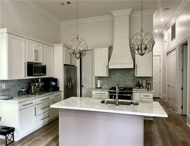 $584,900 | 54 Palmetto, Kenner, LA 70065