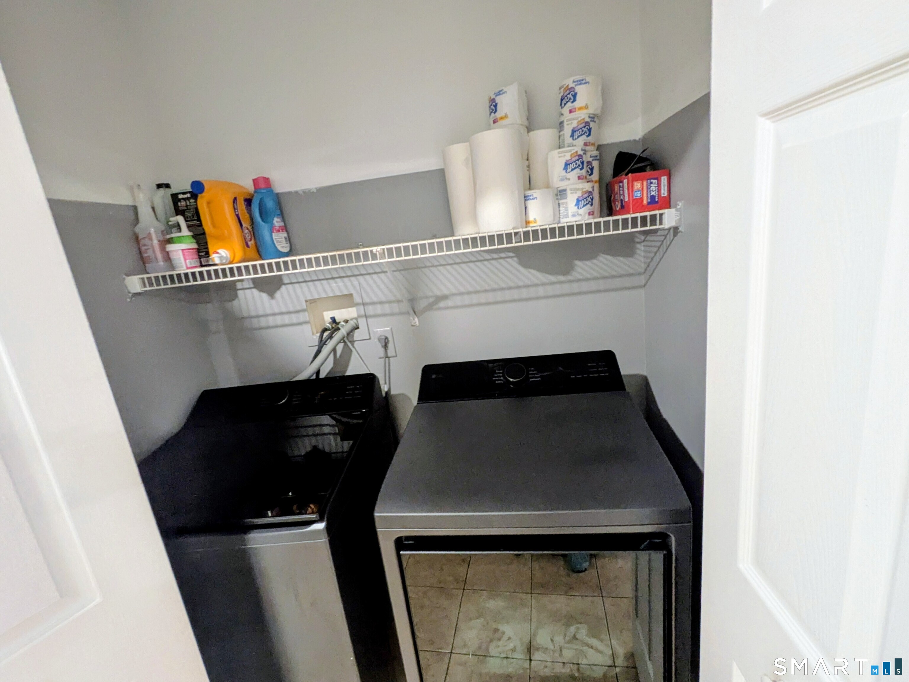 585 Congress Avenue Waterbury, CT 06708 - Photo 13 of 14