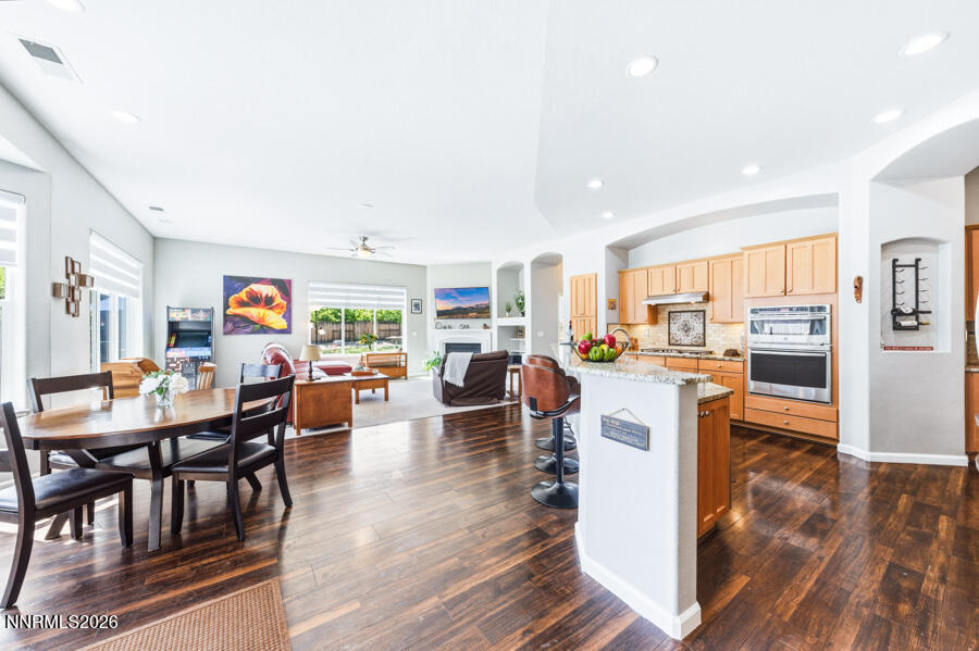 10565 Hampton Creek Drive Reno, NV 89521 - Photo 4 of 42 3