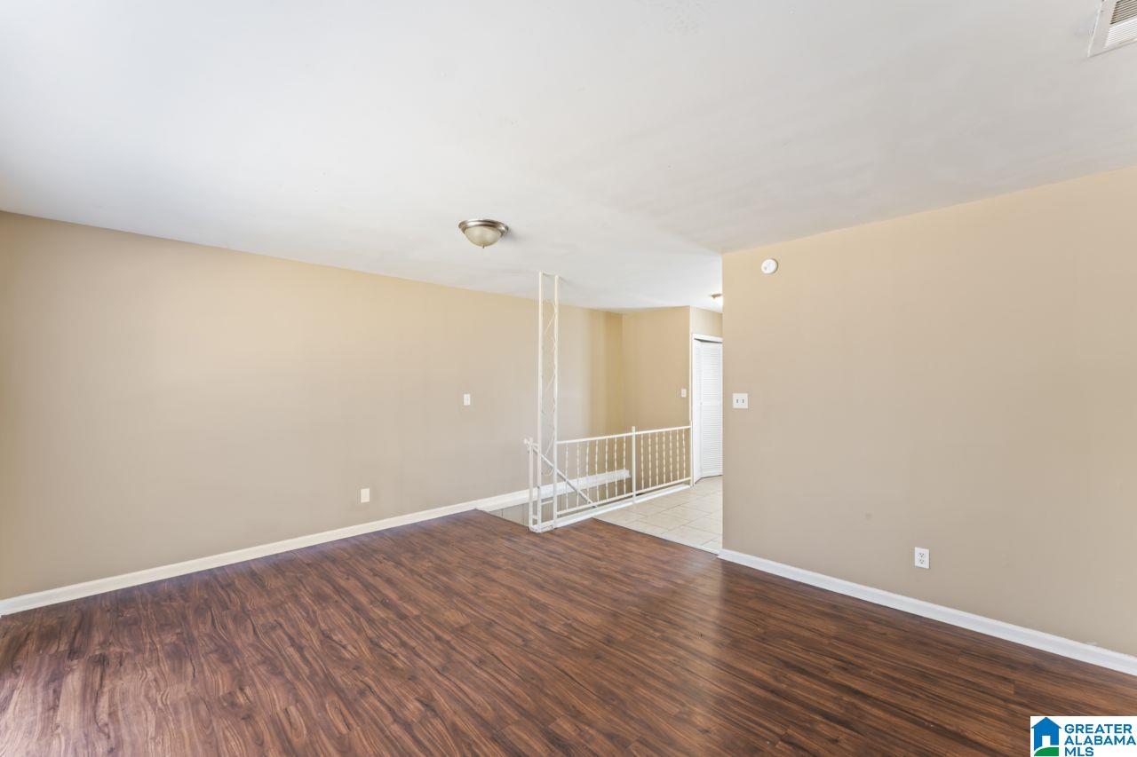 1652 Roberta Lane Birmingham, AL 35214 - Photo 5 of 34