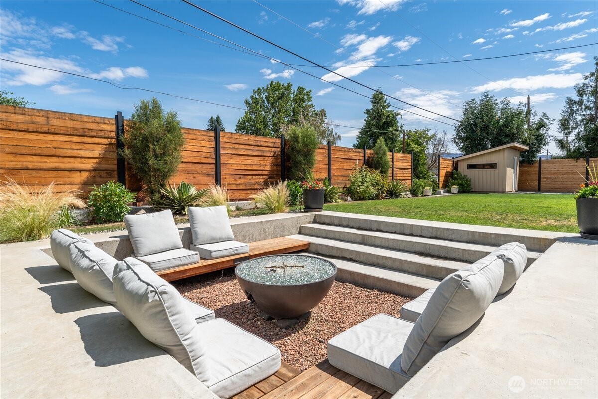 1112 Cedar Street Wenatchee, WA 98801 - Photo 32 of 40