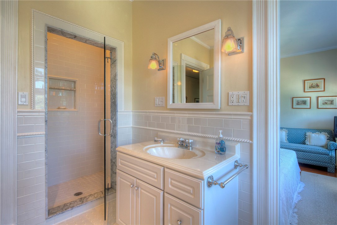 225 Ruggles Avenue Newport, RI 02840 - Photo 32 of 40 Guest bath.