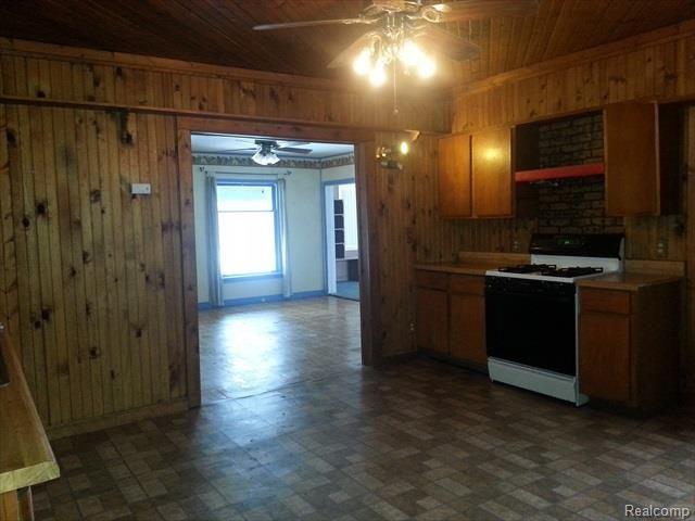 2201 Bristol Road Imlay City, MI 48444 - Photo 6 of 16 20150129_130306.jpg