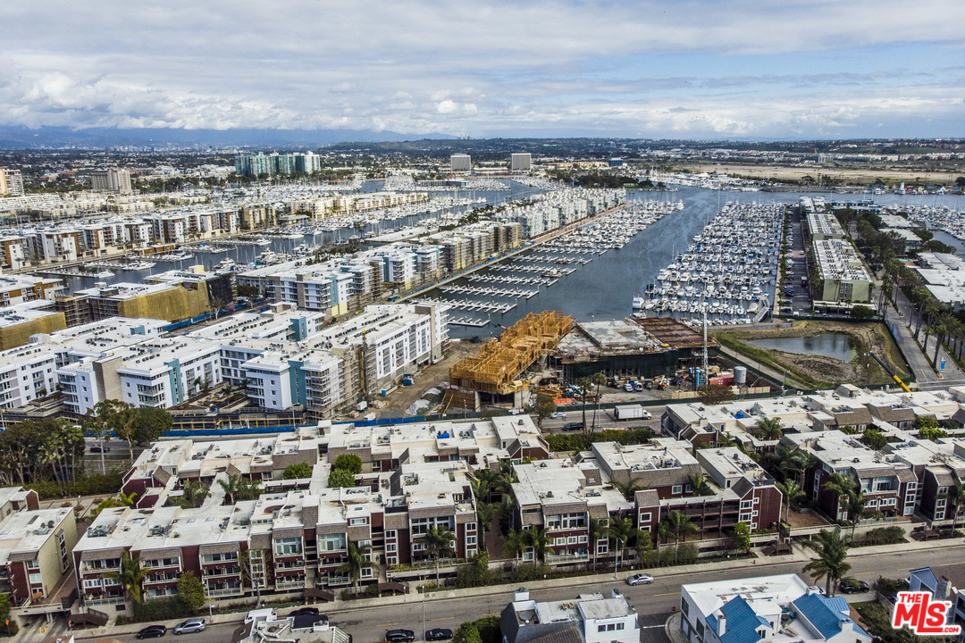 4200 Vía Dolce, Unit 129 Marina del Rey, CA 90292 - Photo 28 of 30 an aerial view of a city