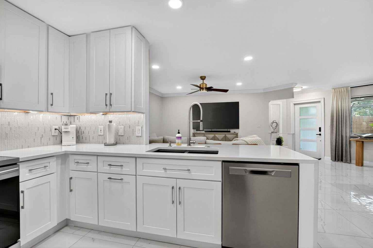 8951 Southwest 19th Street, Unit C Boca Raton, FL 33433 - Photo 3 of 27 Photo 3