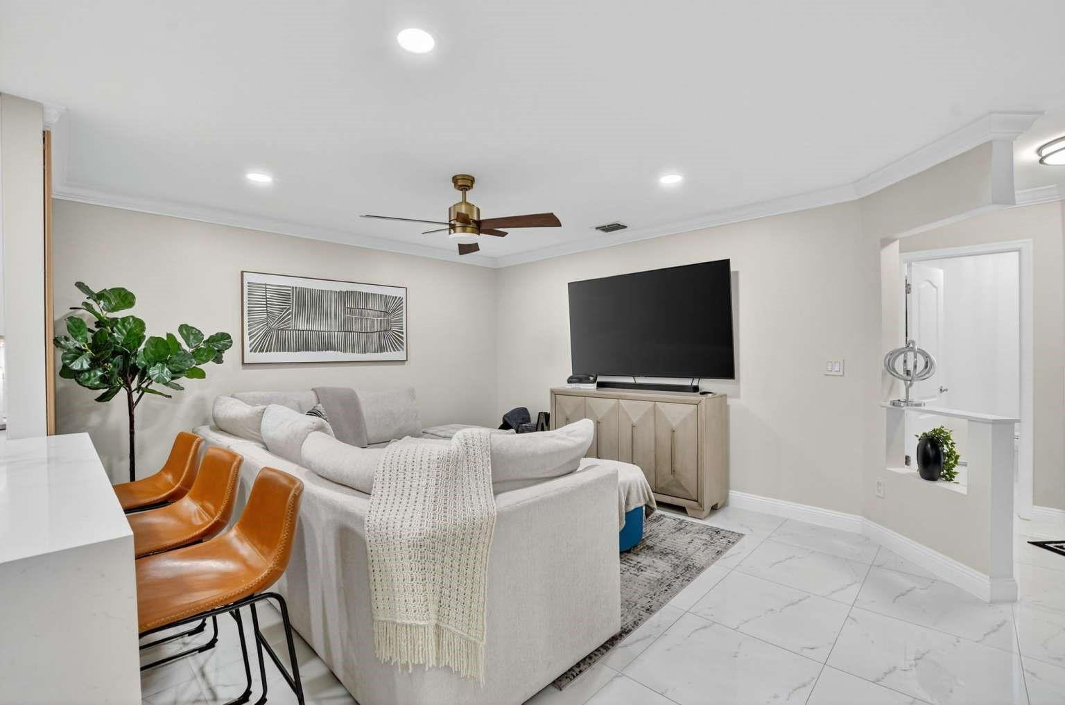 8951 Southwest 19th Street, Unit C Boca Raton, FL 33433 - Photo 6 of 27 Photo 6