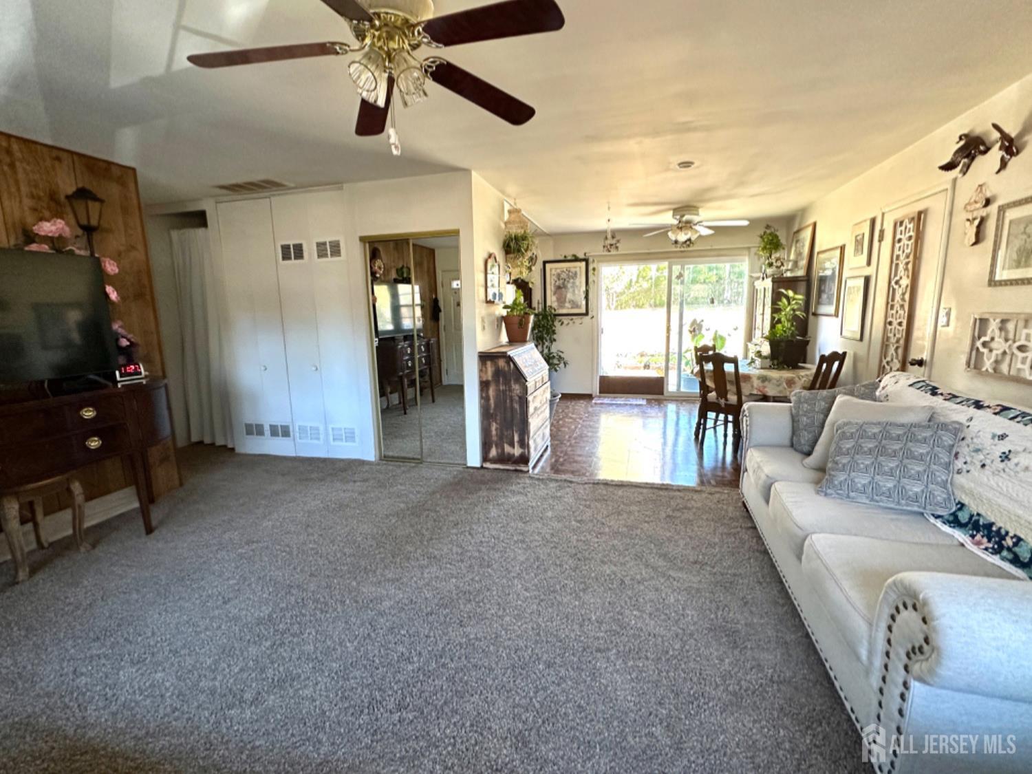 3 Joline Road Kendall Park, NJ 08824 - Photo 12 of 18 Gallery Image 12