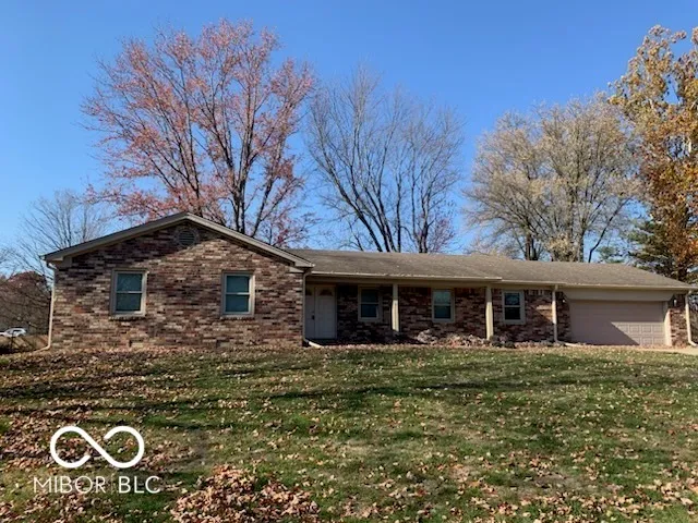 $374,000 | 11230 Rolling Springs Drive, Carmel, IN 46033