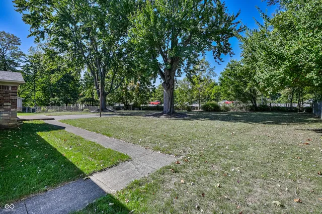 $374,000 | 11230 Rolling Springs Drive, Carmel, IN 46033