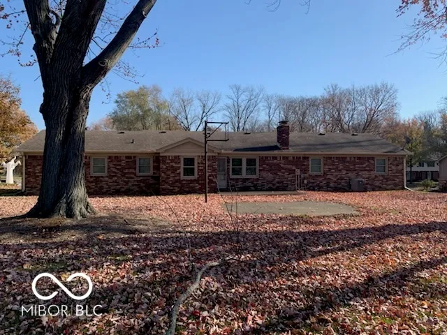 $374,000 | 11230 Rolling Springs Drive, Carmel, IN 46033