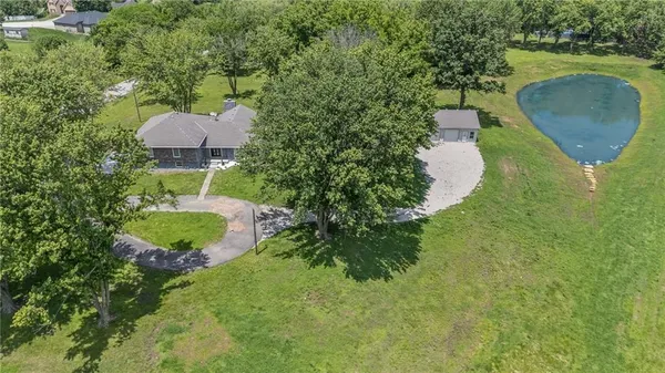 $775,000 | 12223 Hills Road, Kearney, MO 64060